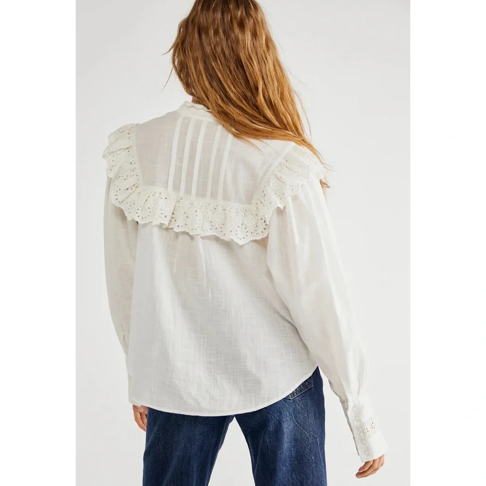 FREE PEOPLE Hit The Road Buttondown White Ruffled Long Sleeve Blouse Size Small - Picture 4 of 16